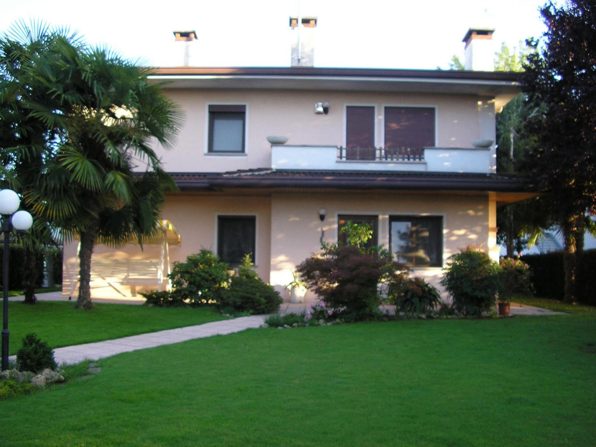 B&B Le Tre Grazie San Martino di Lupari ภายนอก รูปภาพ